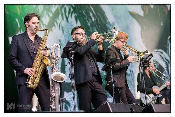 Lady Linn & Her Magnificent Seven