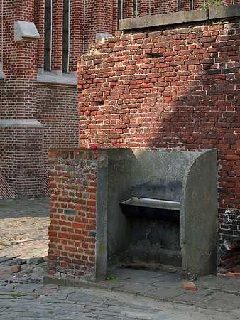 Public toilet