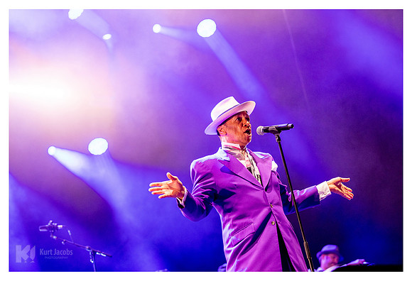 Kid Creole & The Coconuts