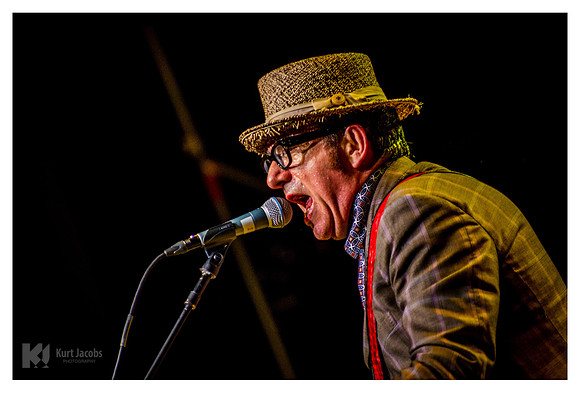 Elvis Costello & The Imposters