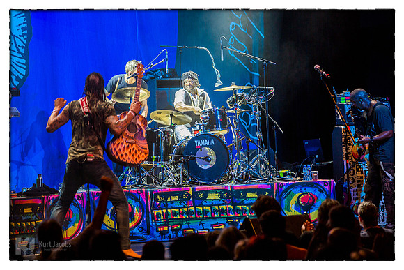 Michael Franti & Spearhead