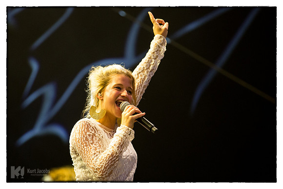 Selah Sue