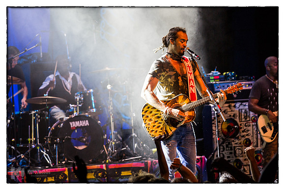 Michael Franti & Spearhead