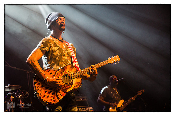 Michael Franti & Spearhead