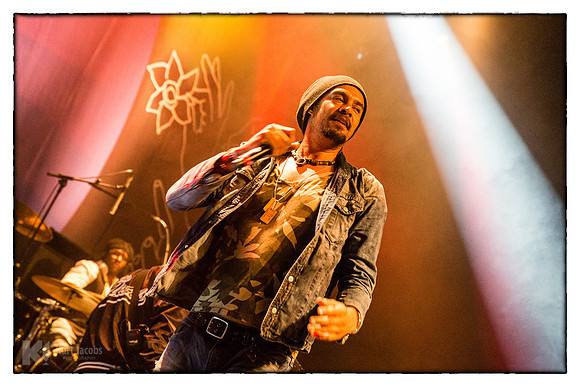 Michael Franti & Spearhead