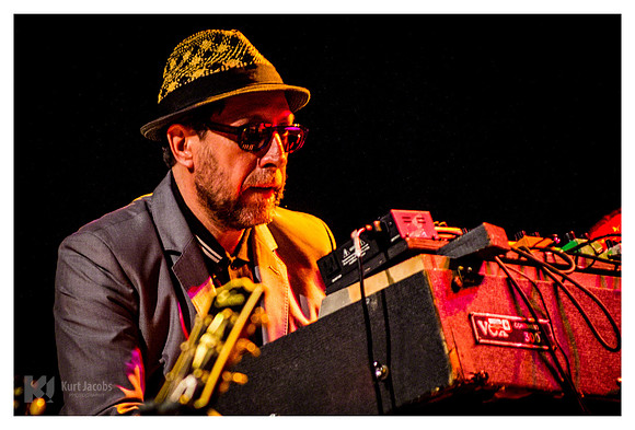 Elvis Costello & The Imposters
